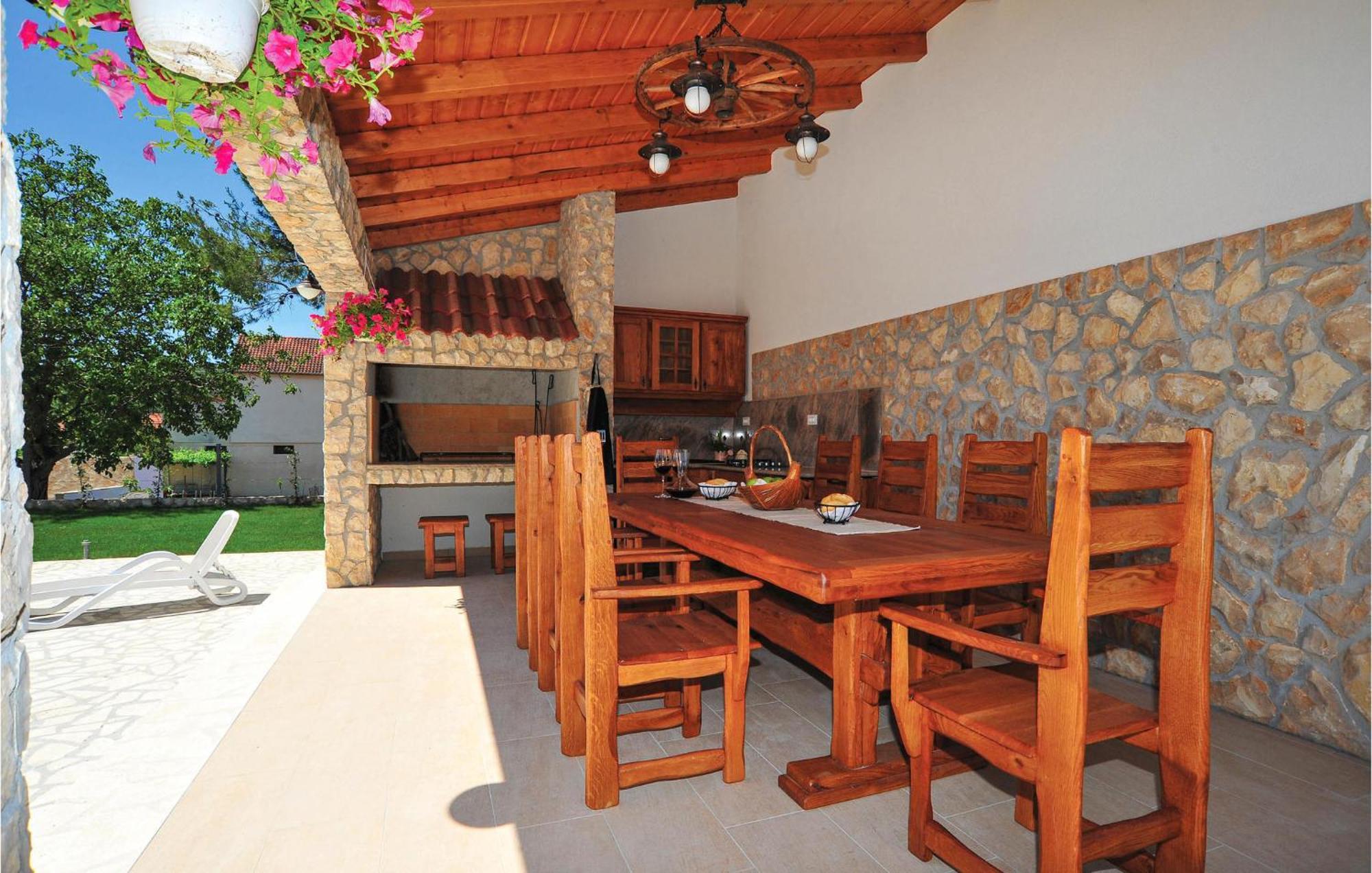 Lovely Home In Sibenik With Wifi Eksteriør bilde